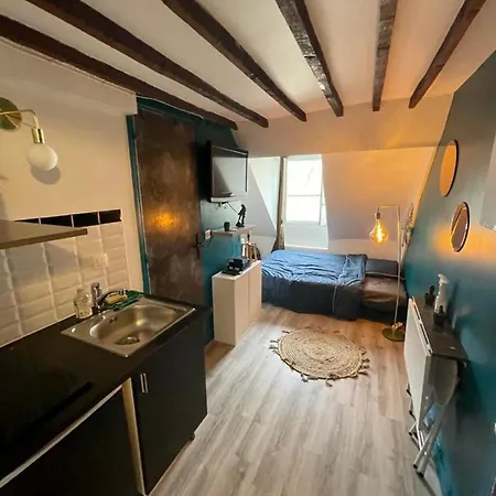 Appartement Rue Du Faubourg Poissonniere *